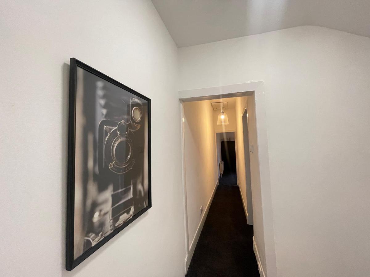 Urban 3 Bedroom Home In Kings Heath-Great Location バーミンガム エクステリア 写真